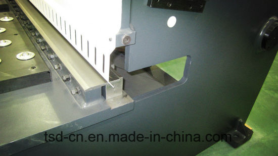 Гидравлическая машина для резки поворотных балок (QC12Y-16X3200)